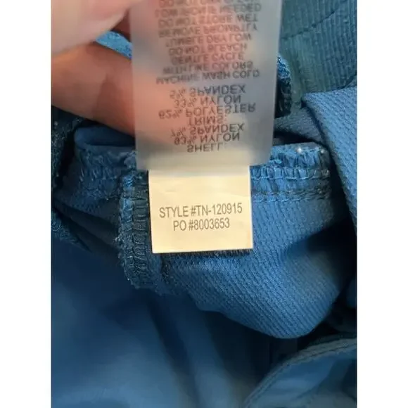 Title Nine Shorts Womens 12 Clamber Hiking Cargo Pocket Performance Stretch Camp - Picture 8 of 12